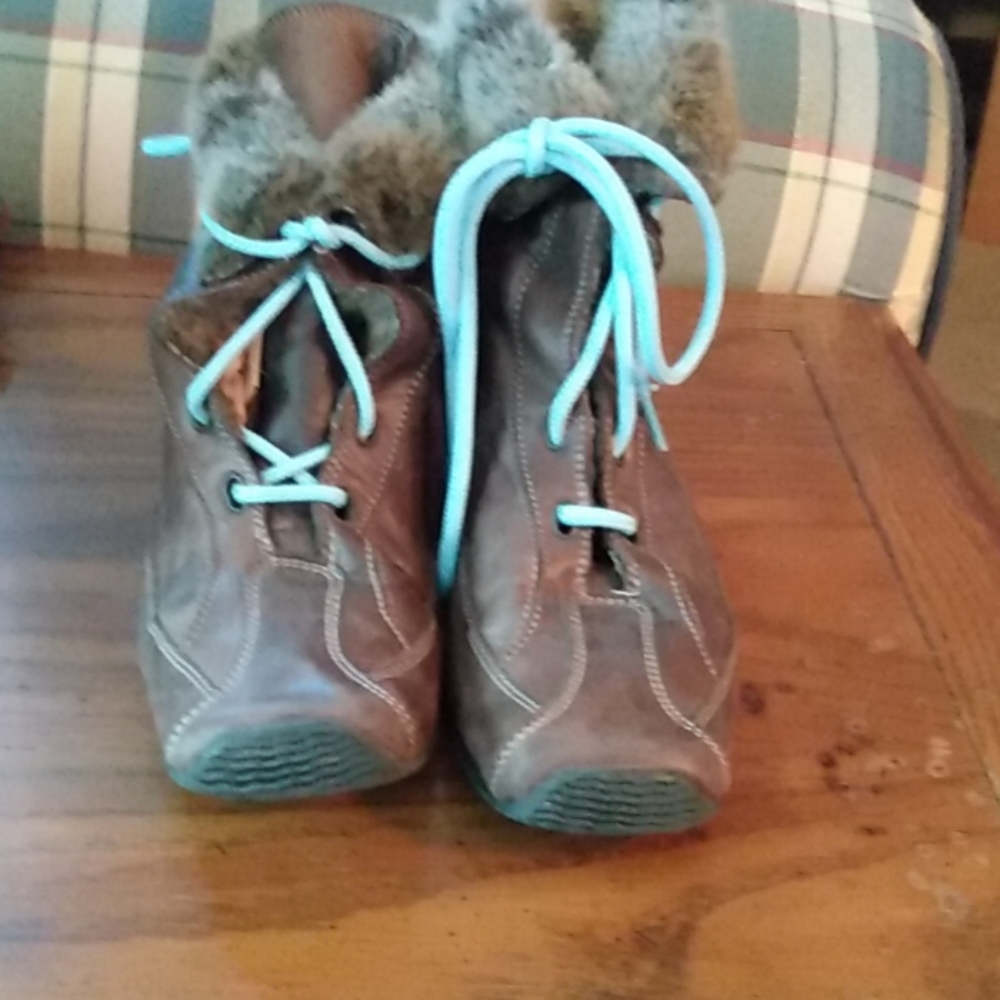 Bob Ellis Great leather lace up  7m